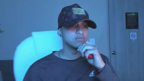 Dominick  online show from 10/06/25, 04:10