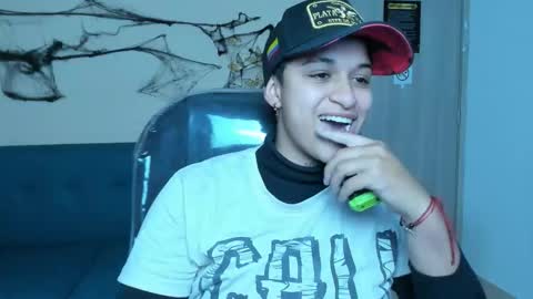 Dominick  online show from 10/21/25, 05:08