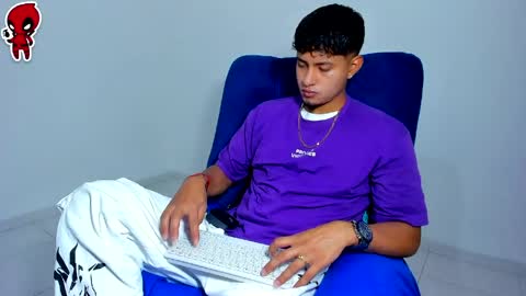  Dominic  online show from 04/24/26, 02:25