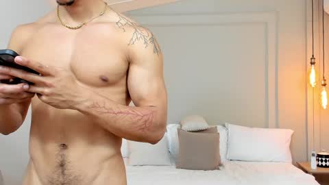 Dominick Star online show from 12/28/24, 07:22