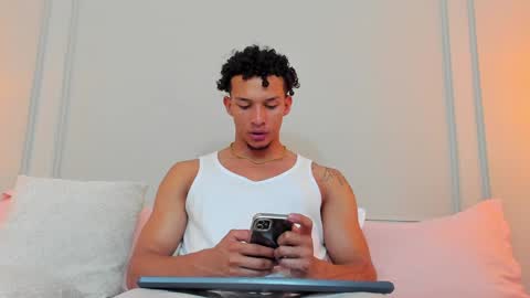 Dominick Star online show from 01/11/25, 03:13