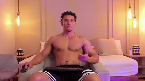 Dominick Star online show from 03/04/25, 05:11