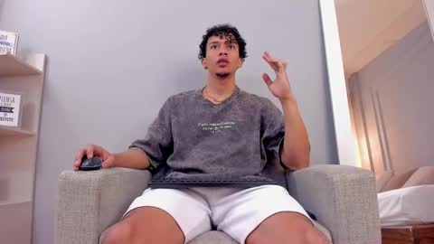 Dominick Star online show from 09/27/25, 05:23