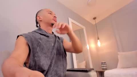 Dominick Star online show from 11/05/25, 04:01