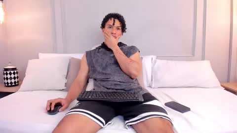 Dominick Star online show from 11/29/25, 04:26