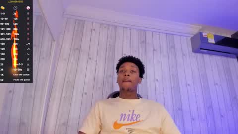 Dominicscott online show from 03/08/25, 12:41