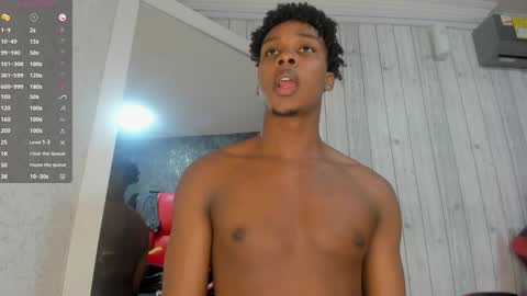 Dominicscott online show from 11/24/25, 12:49