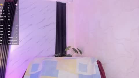 Snapshot of dominicsccott chatting on 07/18/26, 02:21 Dominicscott online show from 07/18/26, 02:21