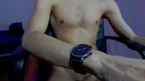 dominicvalente online show from 11/19/25, 04:12