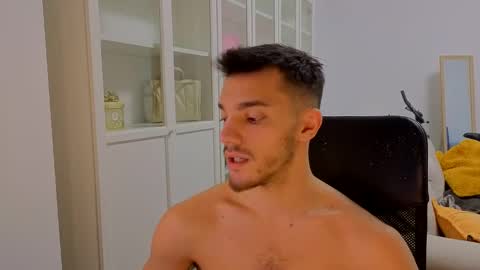 dominicvalente online show from 02/07/26, 06:11