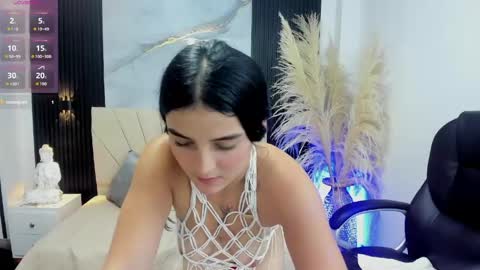 Snapshot of dominika_lovy chatting on 05/13/26, 06:38 Dominika online show from 05/13/26, 06:38
