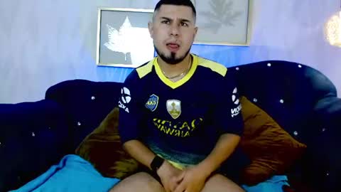 Dominik online show from 06/27/26, 04:23