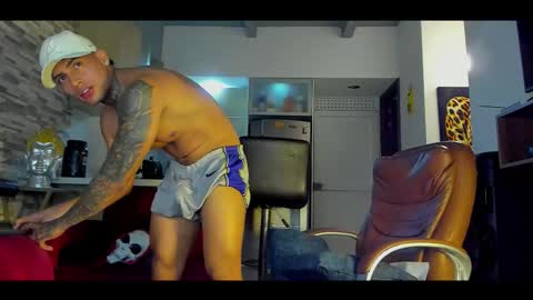 Only fans Ronnie col---InstaRonniecolleman  online show from 10/08/25, 03:26