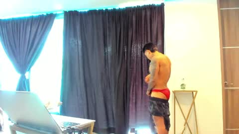 Snapshot of dominiofit chatting on 04/27/26, 02:37 Only fans Ronnie col---InstaRonniecolleman online show from 04/27/26, 02:37