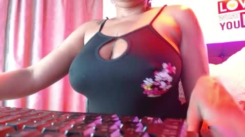  D O M I N K  online show from 05/24/26, 08:41