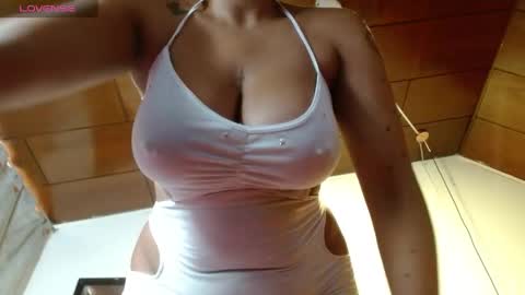 Snapshot of domink_gilr chatting on 06/03/26, 07:19 D O M I N K online show from 06/03/26, 07:19