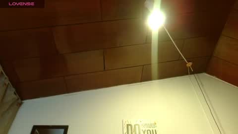 Snapshot of domink_gilr chatting on 06/04/26, 07:25 D O M I N K online show from 06/04/26, 07:25