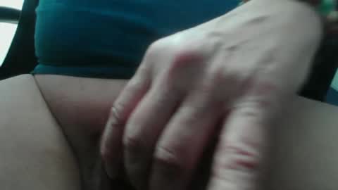 Dominique online show from 03/12/25, 07:38