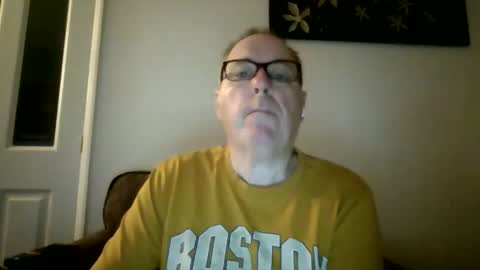 Snapshot of domjolly08 chatting on 09/17/25, 09:16 David uk online show from 09/17/25, 09:16