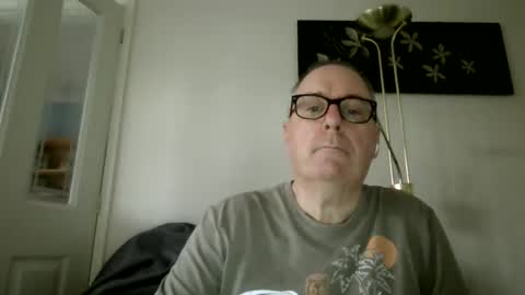 Snapshot of domjolly08 chatting on 11/06/25, 03:13 David uk online show from 11/06/25, 03:13