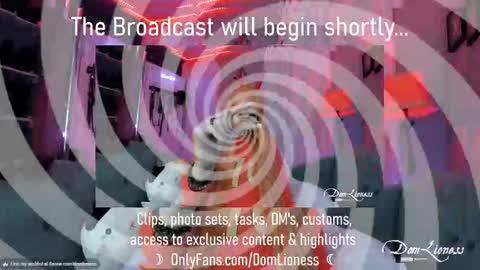 Snapshot of domlioness chatting on 10/12/25, 11:04 DomLioness online show from 10/12/25, 11:04