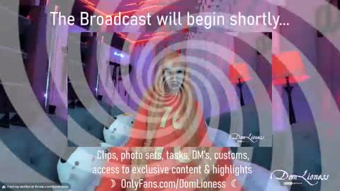 Snapshot of domlioness chatting on 11/16/25, 11:21 DomLioness online show from 11/16/25, 11:21