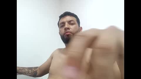 domm_14 online show from 10/29/25, 05:10