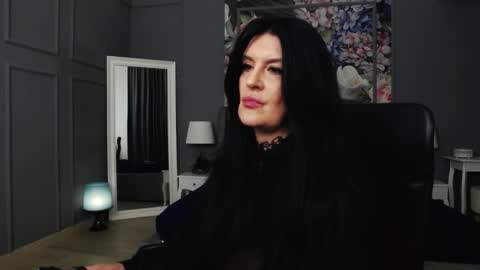 Dom Melisa online show from 02/16/25, 02:09