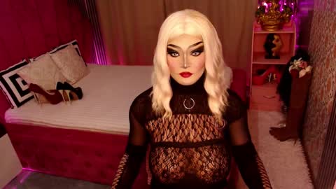 Snapshot of domtrans4sub chatting on 12/25/24, 12:27 online show from 12/25/24, 12:27