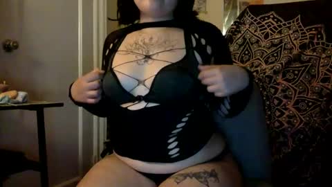 DomVexxx online show from 10/22/25, 02:34