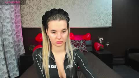 Donna On GMT2 Mon-Fri 3-9 AM online show from 02/22/25, 03:34