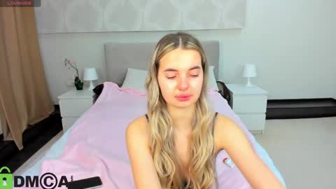 Donna On GMT2 Mon-Fri 3-9 AM online show from 04/17/26, 12:02