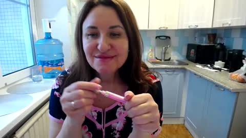 Tatiana 43 curvy sexy body and Joanna redhead 39 years online show from 02/03/25, 07:07