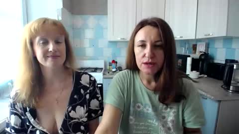 Tatiana 43 curvy sexy body and Joanna redhead 39 years online show from 09/10/25, 07:52
