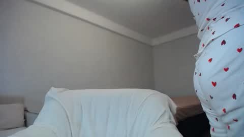 Tatiana 43 curvy sexy body and Joanna redhead 39 years online show from 09/24/25, 08:50