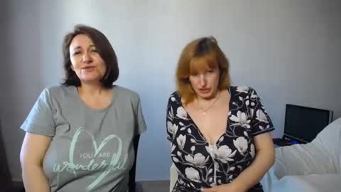Snapshot of donnalimadonna chatting on 04/21/26, 07:47 Tatiana 43 curvy sexy body and Joanna redhead 39 years online show from 04/21/26, 07:47