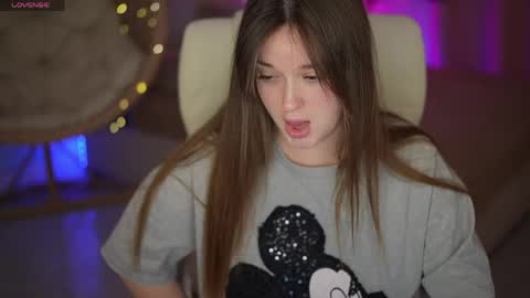 DONNA online show from 04/16/26, 06:25