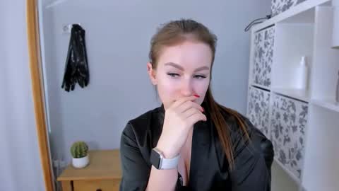 DonnaSensual online show from 12/13/25, 08:14