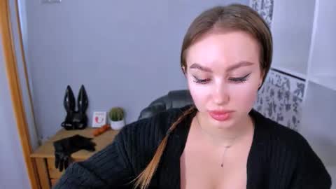 DonnaSensual online show from 02/12/26, 05:41