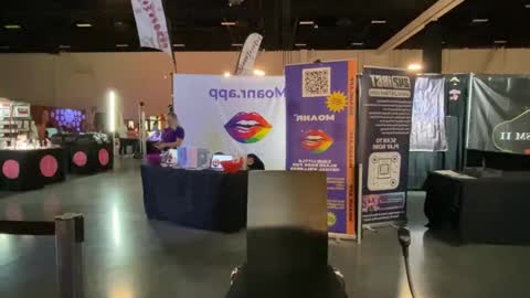 Donny online show from 11/08/25, 09:35