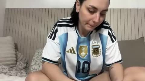 Snapshot of dontcallmeangel_ chatting on 07/19/26, 10:35 Iara online show from 07/19/26, 10:35