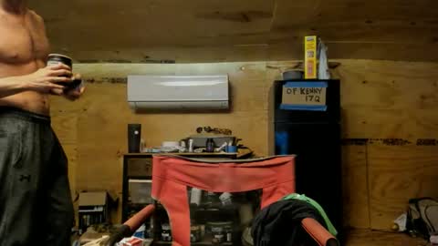 Snapshot of dontjumpoffthebridge chatting on 04/13/26, 01:55 dontjumpoffthebridge online show from 04/13/26, 01:55