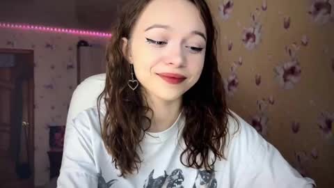 Nicole online show from 12/05/24, 12:08