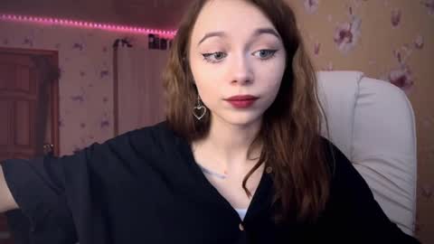 Nicole online show from 02/20/25, 12:36