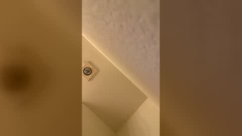 doodlez224472 online show from 04/21/26, 08:01