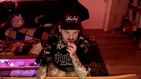 doomsy_minatozaki online show from 11/02/25, 07:16