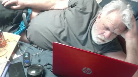 Snapshot of doouugcumming chatting on 04/07/26, 05:57 cummingdoouug online show from 04/07/26, 05:57