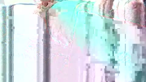 Snapshot of doouugcumming chatting on 04/16/26, 12:22 cummingdoouug online show from 04/16/26, 12:22