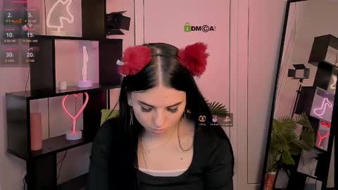 we online show from 11/06/25, 07:20