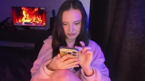 Snapshot of doracharmer chatting on 05/05/26, 02:14 Dora Charmer online show from 05/05/26, 02:14
